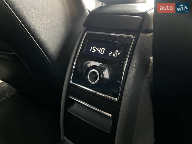 Серый Шкода Суперб, объемом двигателя 2 л и пробегом 224 тыс. км за 12600 $, фото 64 на Automoto.ua