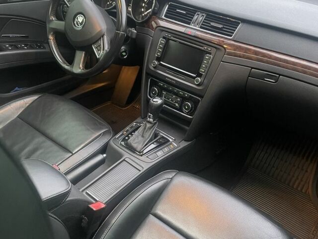 Серый Шкода Суперб, объемом двигателя 2 л и пробегом 258 тыс. км за 12499 $, фото 19 на Automoto.ua