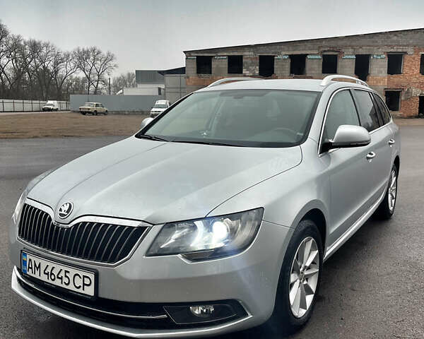 Серый Шкода Суперб, объемом двигателя 1.97 л и пробегом 240 тыс. км за 13799 $, фото 2 на Automoto.ua