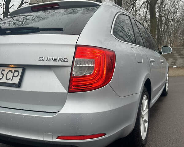 Серый Шкода Суперб, объемом двигателя 1.97 л и пробегом 240 тыс. км за 13799 $, фото 4 на Automoto.ua