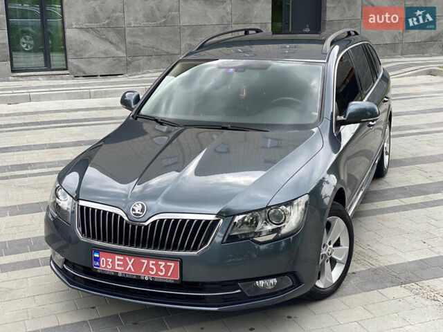 Серый Шкода Суперб, объемом двигателя 2 л и пробегом 224 тыс. км за 12600 $, фото 2 на Automoto.ua