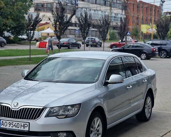 Серый Шкода Суперб, объемом двигателя 1.8 л и пробегом 173 тыс. км за 11400 $, фото 2 на Automoto.ua