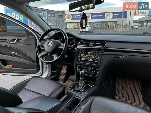 Серый Шкода Суперб, объемом двигателя 1.97 л и пробегом 365 тыс. км за 14700 $, фото 17 на Automoto.ua