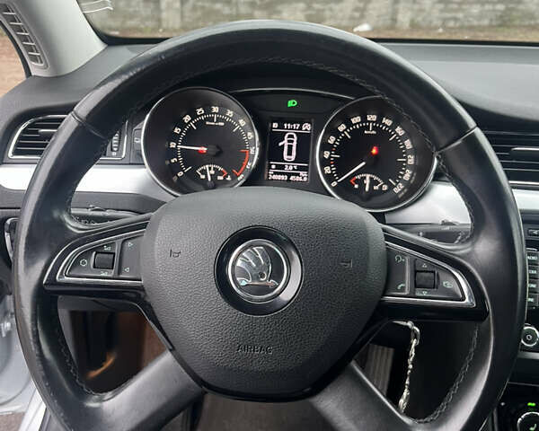 Серый Шкода Суперб, объемом двигателя 1.97 л и пробегом 240 тыс. км за 13799 $, фото 40 на Automoto.ua