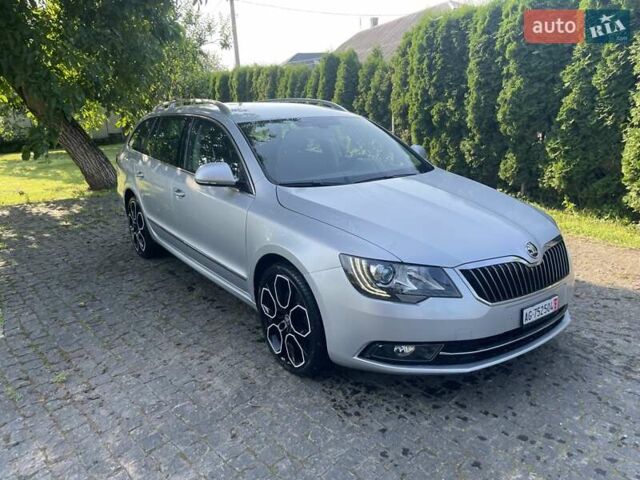 Серый Шкода Суперб, объемом двигателя 2 л и пробегом 330 тыс. км за 12300 $, фото 2 на Automoto.ua