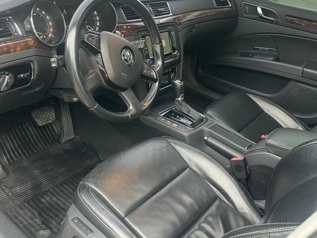 Серый Шкода Суперб, объемом двигателя 2 л и пробегом 258 тыс. км за 12499 $, фото 7 на Automoto.ua