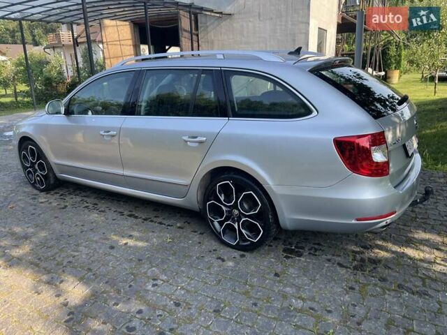 Серый Шкода Суперб, объемом двигателя 2 л и пробегом 330 тыс. км за 12300 $, фото 4 на Automoto.ua