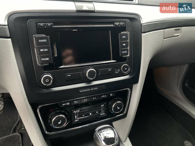 Серый Шкода Суперб, объемом двигателя 2 л и пробегом 224 тыс. км за 12600 $, фото 11 на Automoto.ua