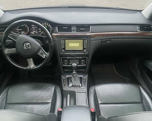 Серый Шкода Суперб, объемом двигателя 2 л и пробегом 258 тыс. км за 11999 $, фото 23 на Automoto.ua