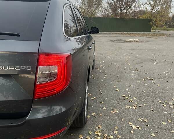 Серый Шкода Суперб, объемом двигателя 2 л и пробегом 258 тыс. км за 12499 $, фото 18 на Automoto.ua