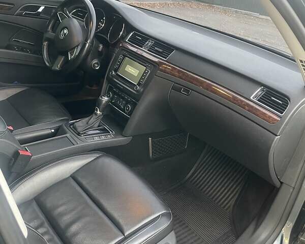 Серый Шкода Суперб, объемом двигателя 2 л и пробегом 258 тыс. км за 11999 $, фото 28 на Automoto.ua