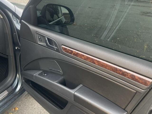 Серый Шкода Суперб, объемом двигателя 2 л и пробегом 258 тыс. км за 12499 $, фото 18 на Automoto.ua