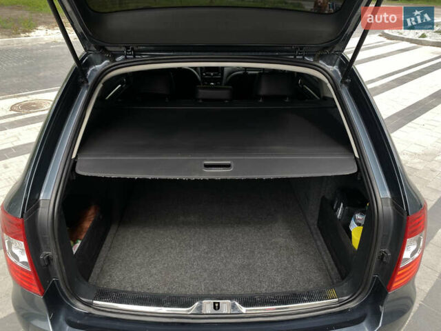 Серый Шкода Суперб, объемом двигателя 2 л и пробегом 224 тыс. км за 12600 $, фото 47 на Automoto.ua