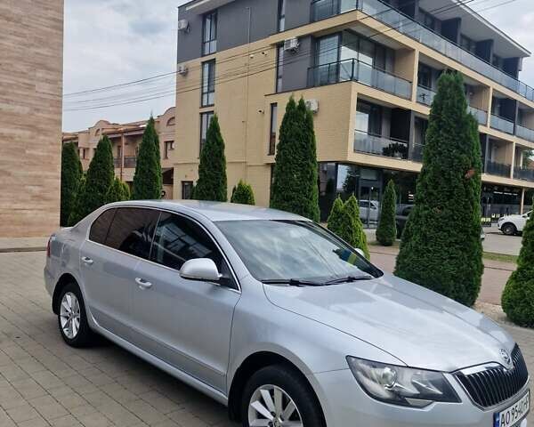 Серый Шкода Суперб, объемом двигателя 1.8 л и пробегом 173 тыс. км за 11400 $, фото 5 на Automoto.ua