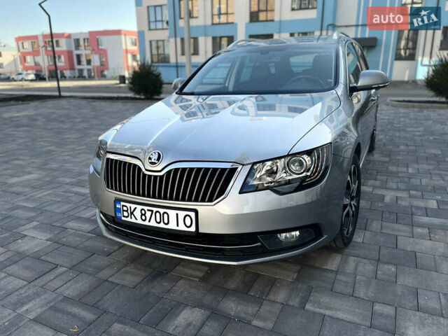 Серый Шкода Суперб, объемом двигателя 1.97 л и пробегом 277 тыс. км за 14199 $, фото 1 на Automoto.ua