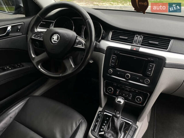 Серый Шкода Суперб, объемом двигателя 2 л и пробегом 224 тыс. км за 12600 $, фото 28 на Automoto.ua