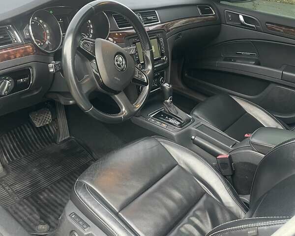 Серый Шкода Суперб, объемом двигателя 2 л и пробегом 258 тыс. км за 11999 $, фото 25 на Automoto.ua