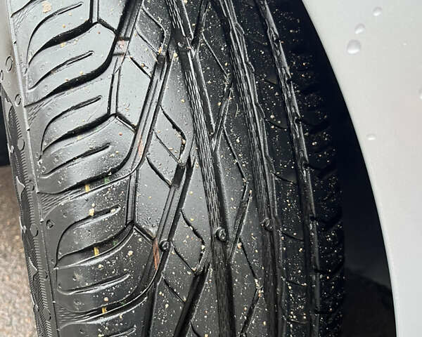 Серый Шкода Суперб, объемом двигателя 1.97 л и пробегом 240 тыс. км за 13799 $, фото 48 на Automoto.ua