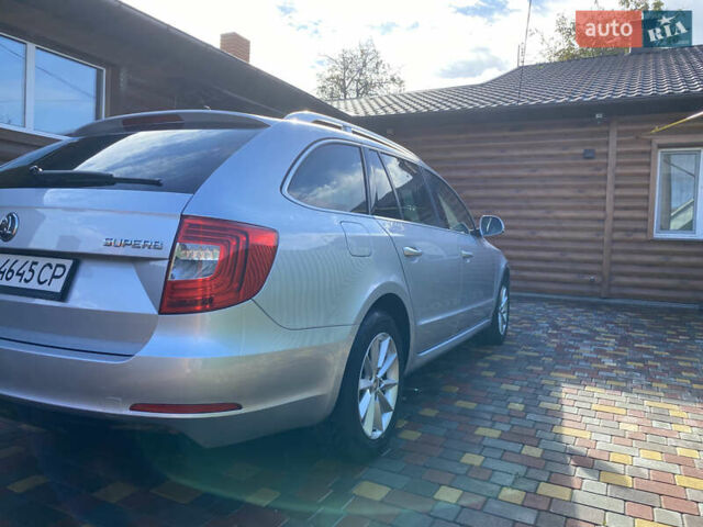 Сірий Шкода Суперб, об'ємом двигуна 1.97 л та пробігом 240 тис. км за 14000 $, фото 19 на Automoto.ua