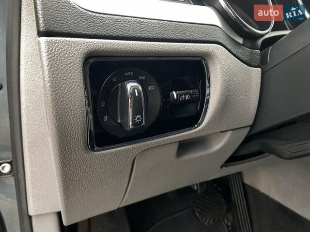 Серый Шкода Суперб, объемом двигателя 2 л и пробегом 224 тыс. км за 12600 $, фото 10 на Automoto.ua