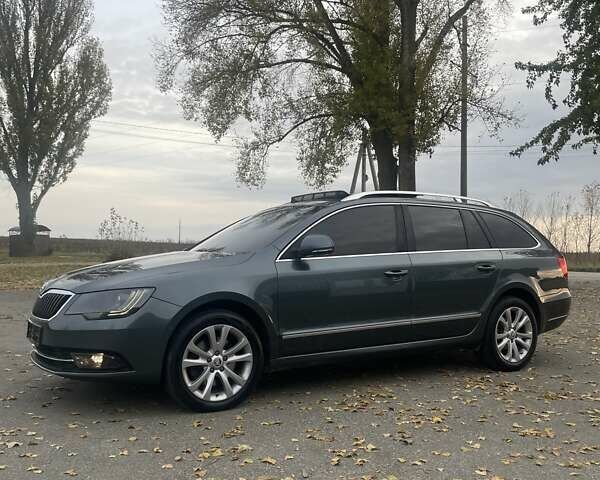 Серый Шкода Суперб, объемом двигателя 2 л и пробегом 258 тыс. км за 11999 $, фото 10 на Automoto.ua