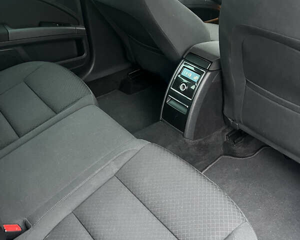 Серый Шкода Суперб, объемом двигателя 1.97 л и пробегом 240 тыс. км за 13799 $, фото 23 на Automoto.ua