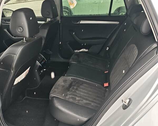 Сірий Шкода Суперб, об'ємом двигуна 1.97 л та пробігом 239 тис. км за 16000 $, фото 11 на Automoto.ua