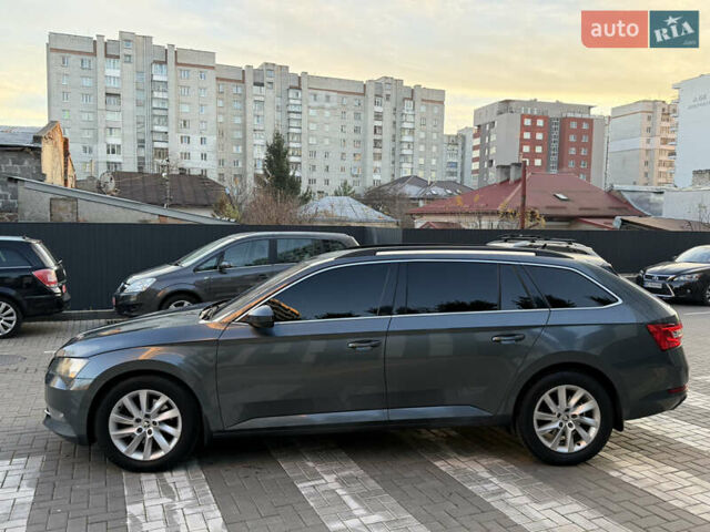 Серый Шкода Суперб, объемом двигателя 2 л и пробегом 245 тыс. км за 14700 $, фото 2 на Automoto.ua