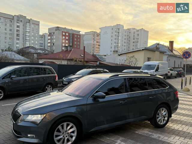Серый Шкода Суперб, объемом двигателя 2 л и пробегом 245 тыс. км за 14700 $, фото 4 на Automoto.ua