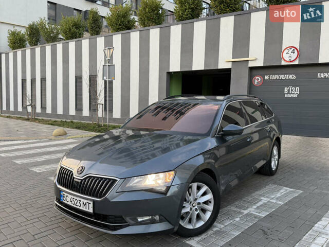 Серый Шкода Суперб, объемом двигателя 2 л и пробегом 245 тыс. км за 14700 $, фото 16 на Automoto.ua