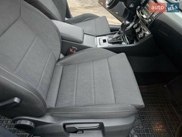 Серый Шкода Суперб, объемом двигателя 1.6 л и пробегом 262 тыс. км за 14000 $, фото 40 на Automoto.ua