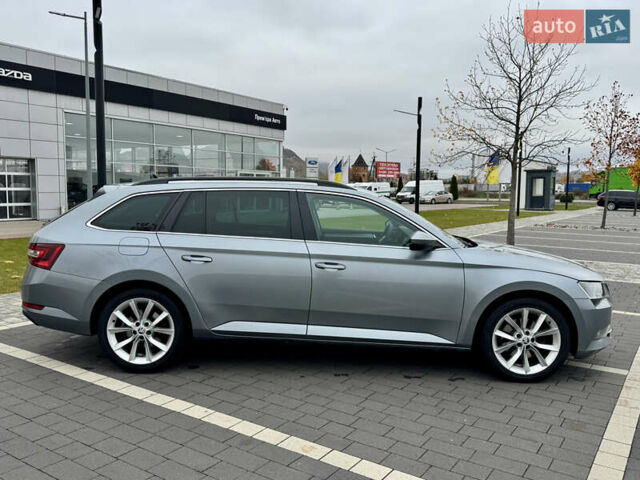 Шкода Суперб 2015 у Мукачеве на Automoto.ua Сірий Шкода Суперб, об'ємом двигуна 2 л та пробігом 247 тис. км за 14499 $, фото 5 на Automoto.ua