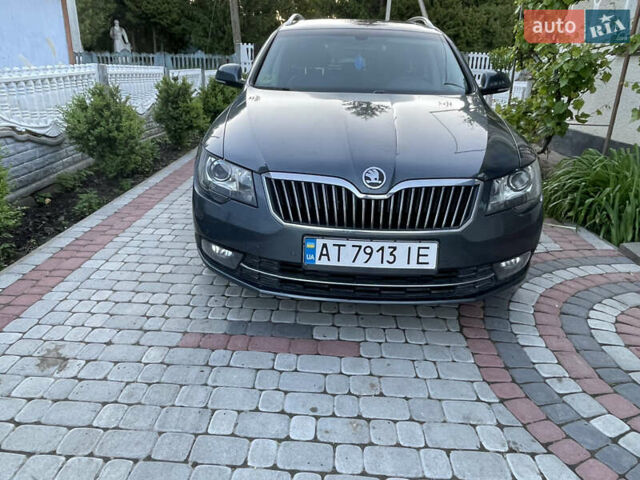 Серый Шкода Суперб, объемом двигателя 1.97 л и пробегом 250 тыс. км за 12200 $, фото 4 на Automoto.ua