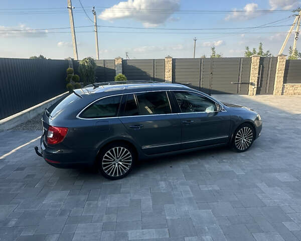 Сірий Шкода Суперб, об'ємом двигуна 1.6 л та пробігом 214 тис. км за 13999 $, фото 12 на Automoto.ua