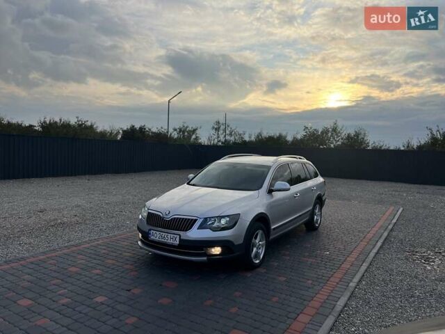 Серый Шкода Суперб, объемом двигателя 1.97 л и пробегом 340 тыс. км за 10900 $, фото 1 на Automoto.ua