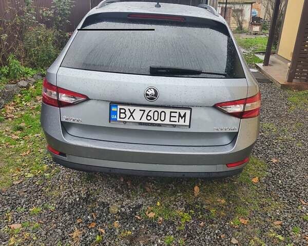 Сірий Шкода Суперб, об'ємом двигуна 1.6 л та пробігом 212 тис. км за 12599 $, фото 2 на Automoto.ua