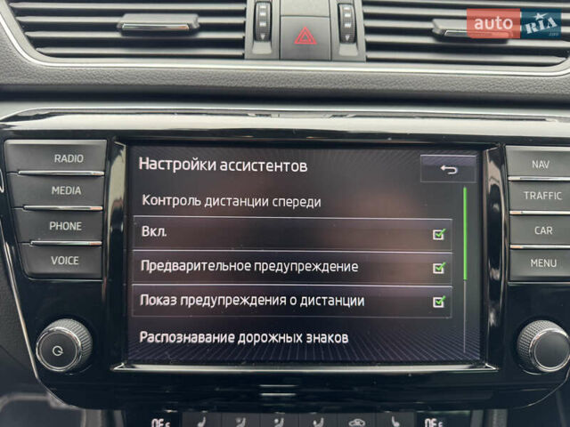 Шкода Суперб 2015 у Мукачеве на Automoto.ua Сірий Шкода Суперб, об'ємом двигуна 2 л та пробігом 247 тис. км за 14499 $, фото 18 на Automoto.ua
