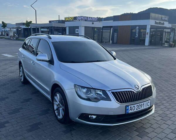 Серый Шкода Суперб, объемом двигателя 1.97 л и пробегом 260 тыс. км за 11700 $, фото 4 на Automoto.ua