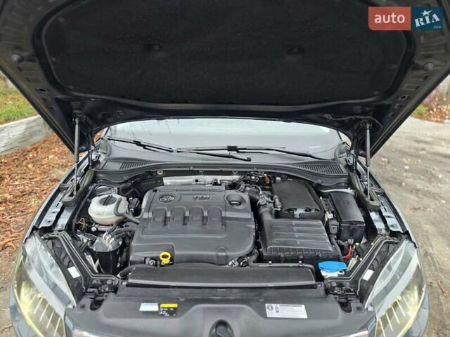 Серый Шкода Суперб, объемом двигателя 1.6 л и пробегом 262 тыс. км за 14000 $, фото 17 на Automoto.ua