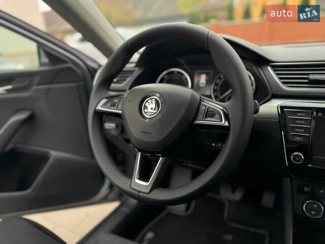 Серый Шкода Суперб, объемом двигателя 1.97 л и пробегом 250 тыс. км за 14400 $, фото 20 на Automoto.ua