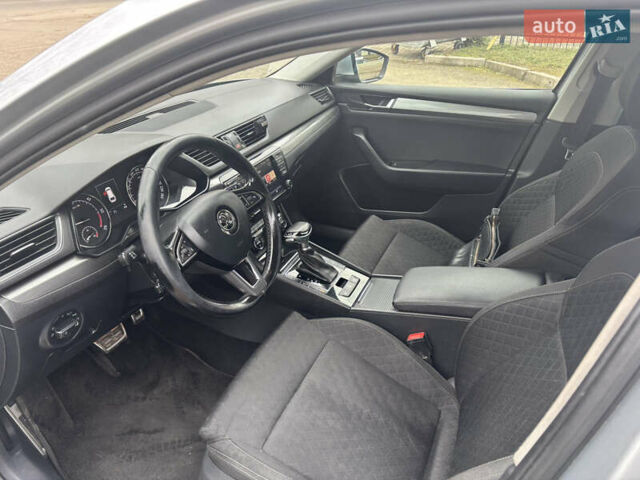 Серый Шкода Суперб, объемом двигателя 1.97 л и пробегом 260 тыс. км за 14600 $, фото 9 на Automoto.ua
