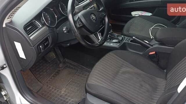 Сірий Шкода Суперб, об'ємом двигуна 1.97 л та пробігом 238 тис. км за 13000 $, фото 2 на Automoto.ua