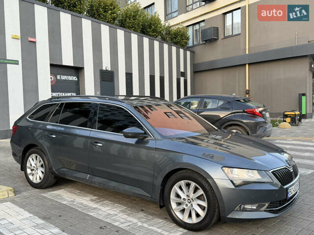 Серый Шкода Суперб, объемом двигателя 2 л и пробегом 245 тыс. км за 14700 $, фото 13 на Automoto.ua