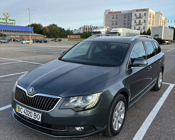 Сірий Шкода Суперб, об'ємом двигуна 1.6 л та пробігом 199 тис. км за 11999 $, фото 4 на Automoto.ua