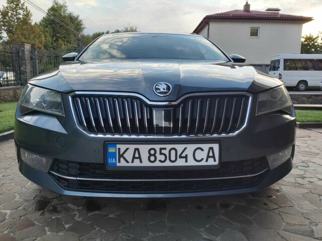 Сірий Шкода Суперб, об'ємом двигуна 1.6 л та пробігом 262 тис. км за 15900 $, фото 3 на Automoto.ua