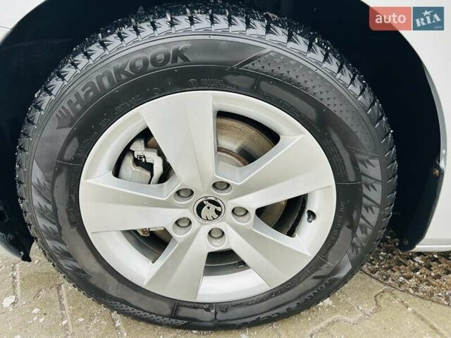 Серый Шкода Суперб, объемом двигателя 1.97 л и пробегом 248 тыс. км за 16200 $, фото 22 на Automoto.ua