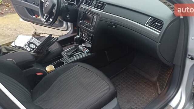 Сірий Шкода Суперб, об'ємом двигуна 1.97 л та пробігом 238 тис. км за 13000 $, фото 13 на Automoto.ua