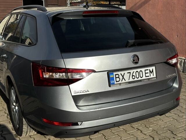 Серый Шкода Суперб, объемом двигателя 1.6 л и пробегом 210 тыс. км за 12880 $, фото 4 на Automoto.ua
