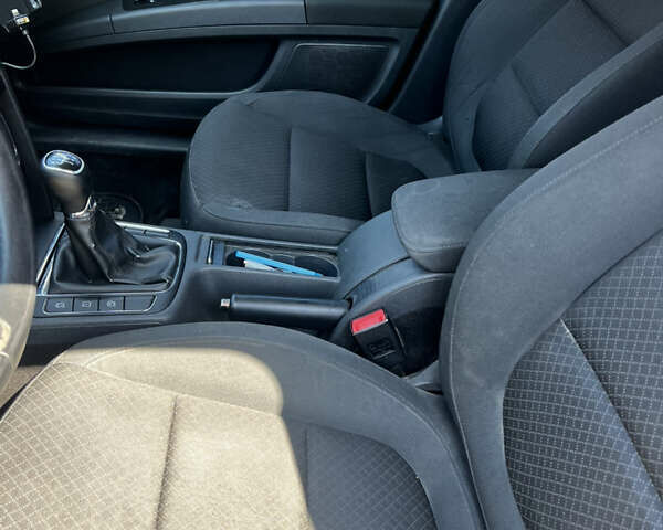 Сірий Шкода Суперб, об'ємом двигуна 1.6 л та пробігом 255 тис. км за 12200 $, фото 3 на Automoto.ua