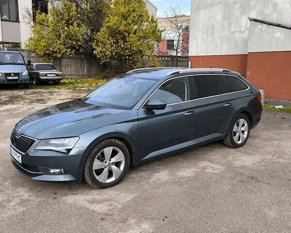 Серый Шкода Суперб, объемом двигателя 1.6 л и пробегом 260 тыс. км за 13500 $, фото 10 на Automoto.ua